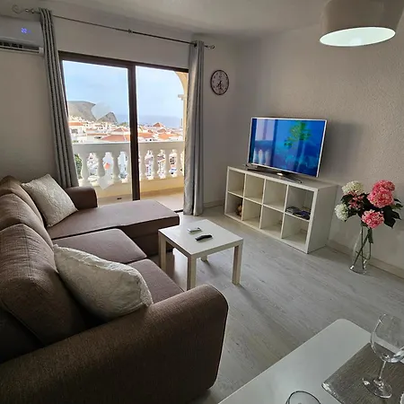 Cristianos Heated Pool Sea View Ac لوس كريستيانوس