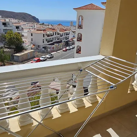 Cristianos Heated Pool Sea View Ac لوس كريستيانوس