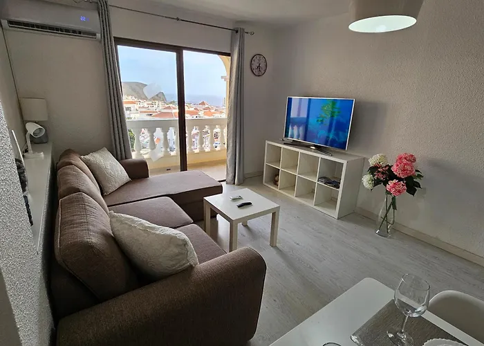 Cristianos Heated Pool Sea View Ac לוס כריסטיאנוס