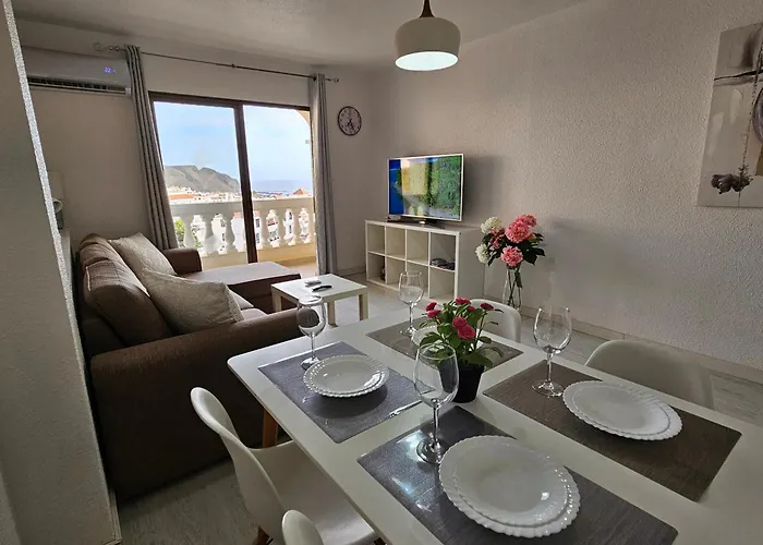 Cristianos Heated Pool Sea View Ac לוס כריסטיאנוס