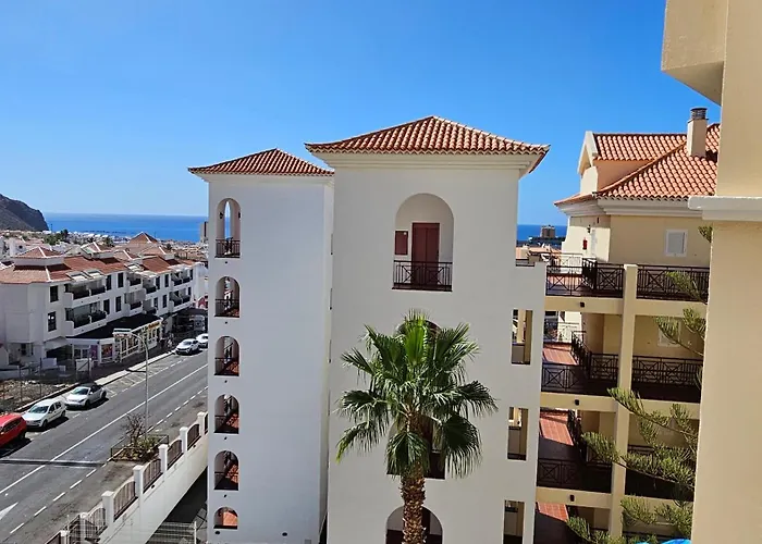 Cristianos Heated Pool Sea View Ac דירה