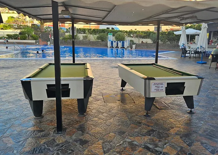 Cristianos Heated Pool Sea View Ac דירה *